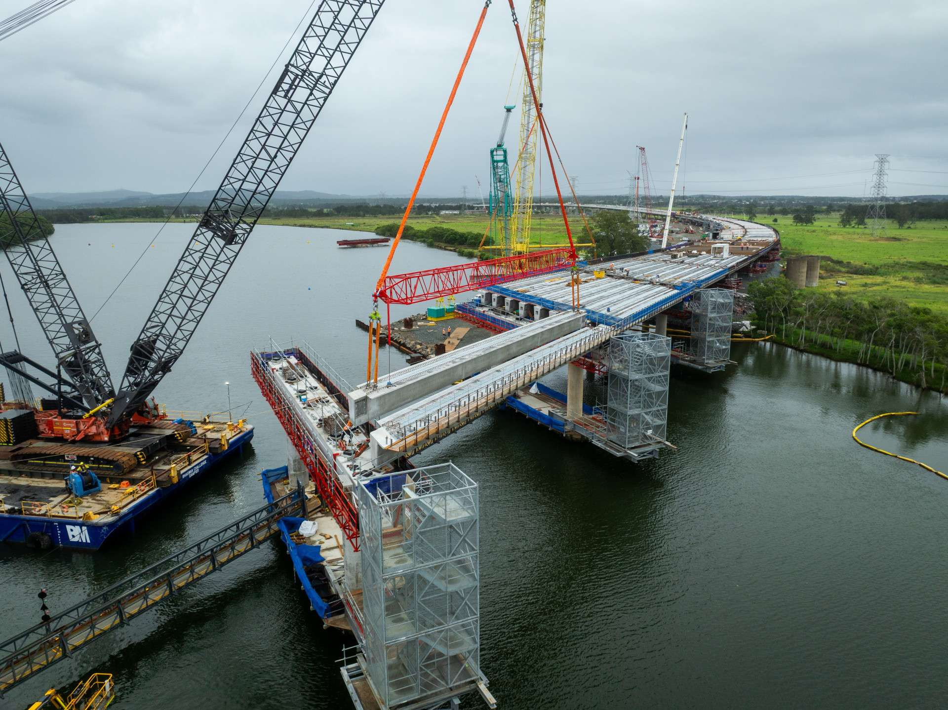 M1 viaduct taking shape over Hunter River news post