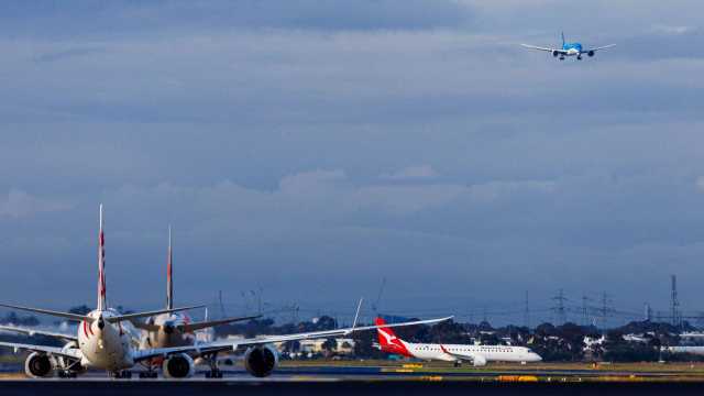 Aircraft-waiting-takeoff-landing