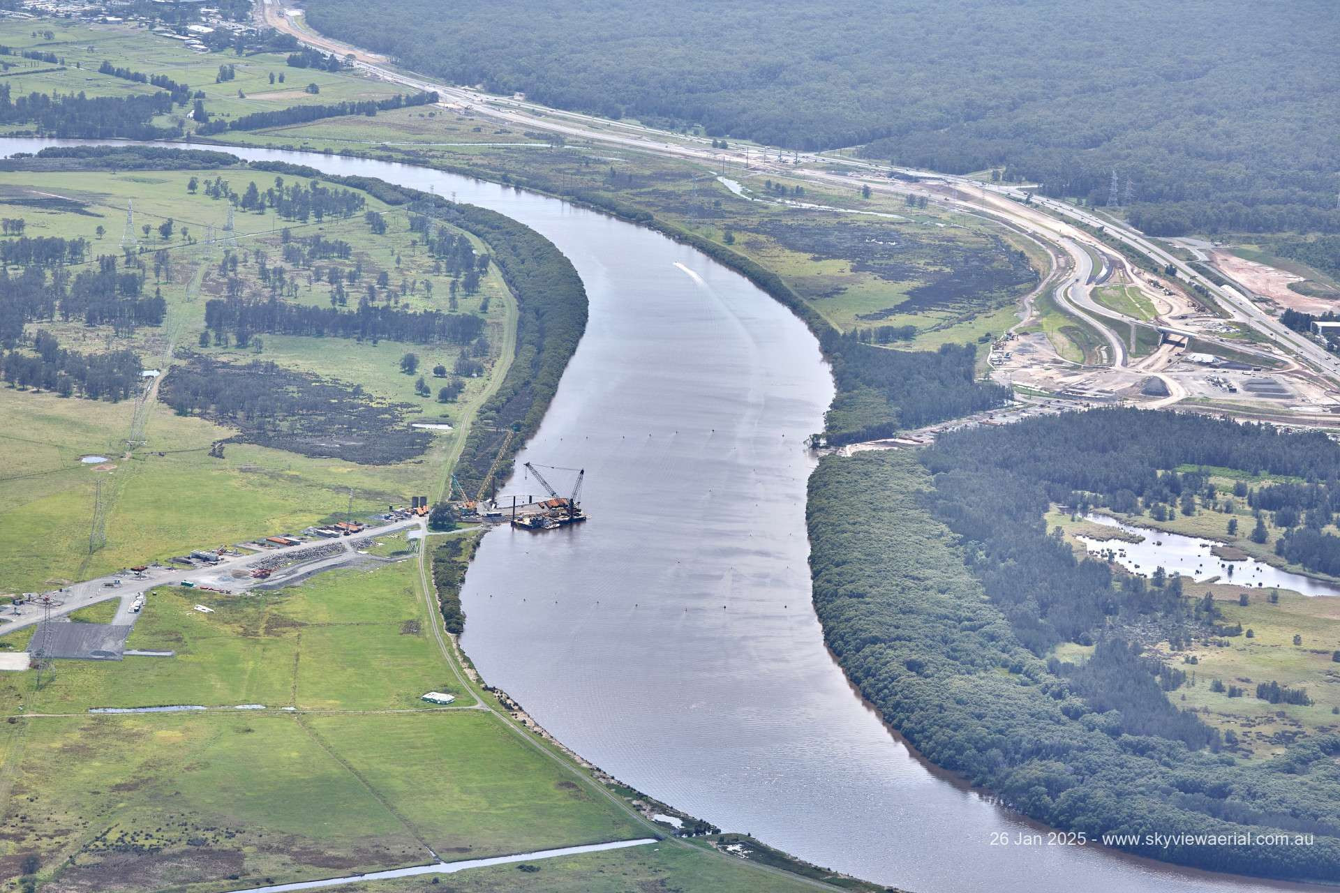 Milestone: Piling begins for Hunter River M1 bridge news post thumbnail