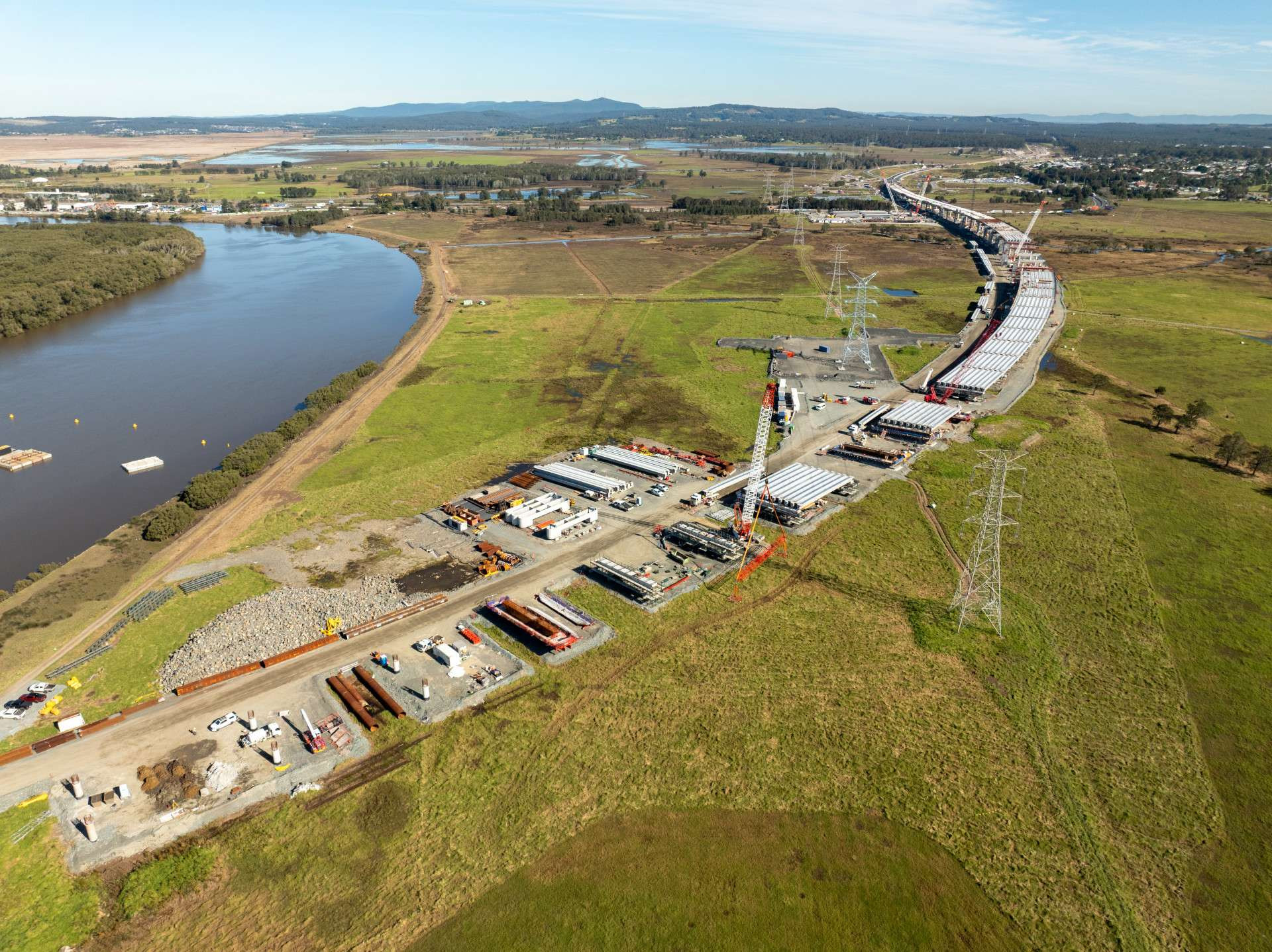 Milestone reached: More than half of bridge girders installed on M1 Extension to Raymond Terrace (M12RT) Black Hill to Tomago section news post thumbnail