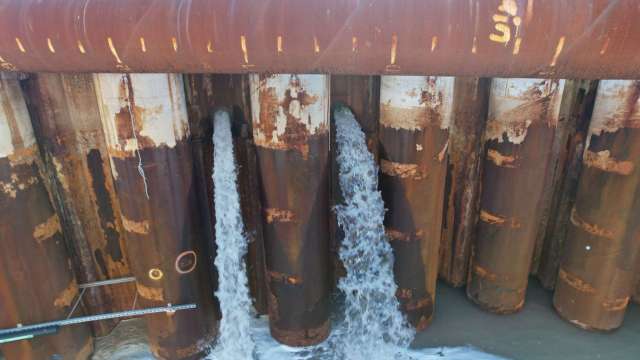 Flood gates opened; cofferdam rewatered news post thumbnail