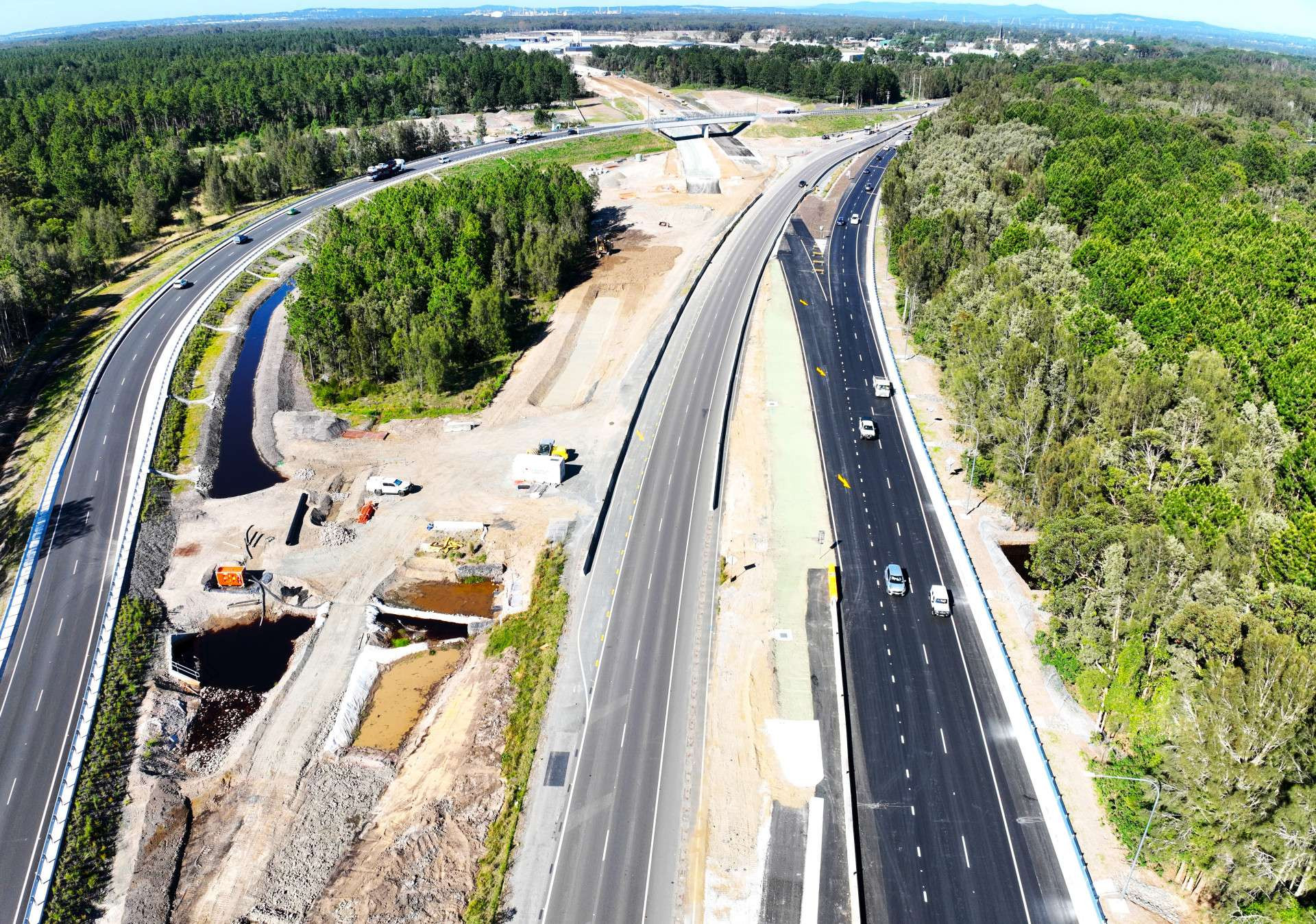 Milestone reached as final traffic switch at Raymond Terrace interchange completed news post thumbnail