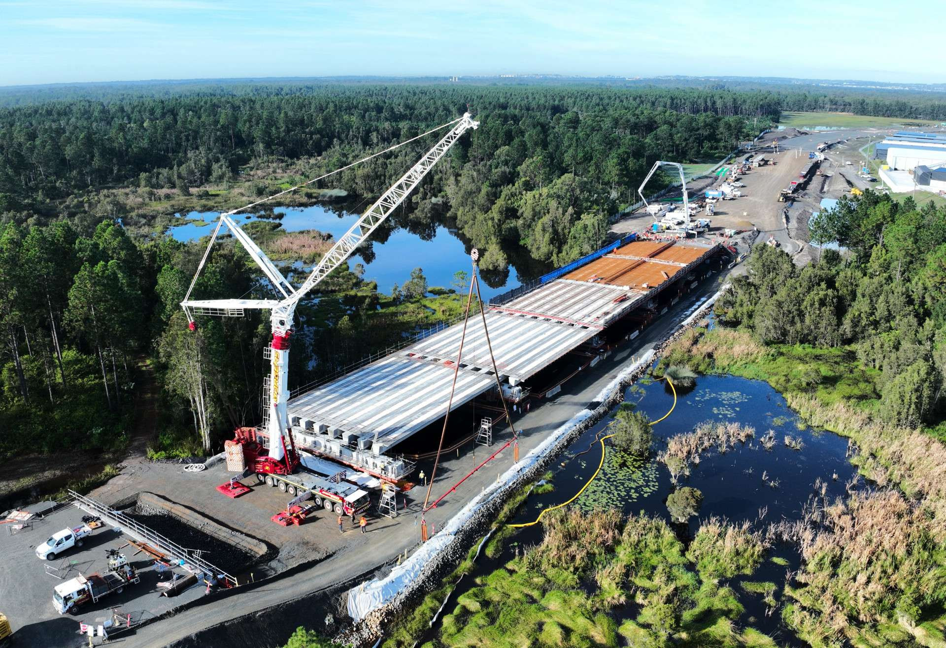 All girders in at Windeyers Creek Bridge news post thumbnail