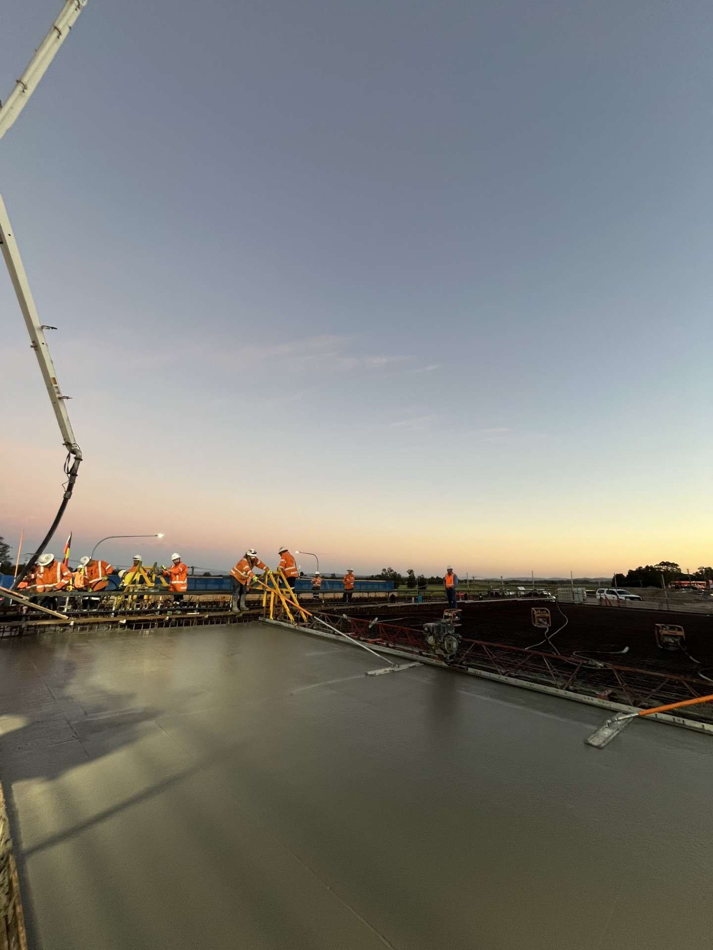 Deck pours complete on ten bridges across M1 extension news post