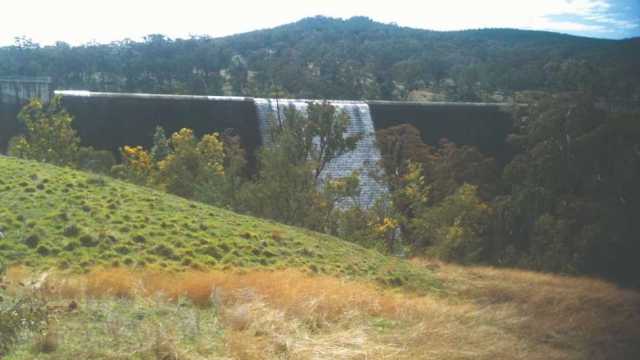 Cadiangullong Dam wall